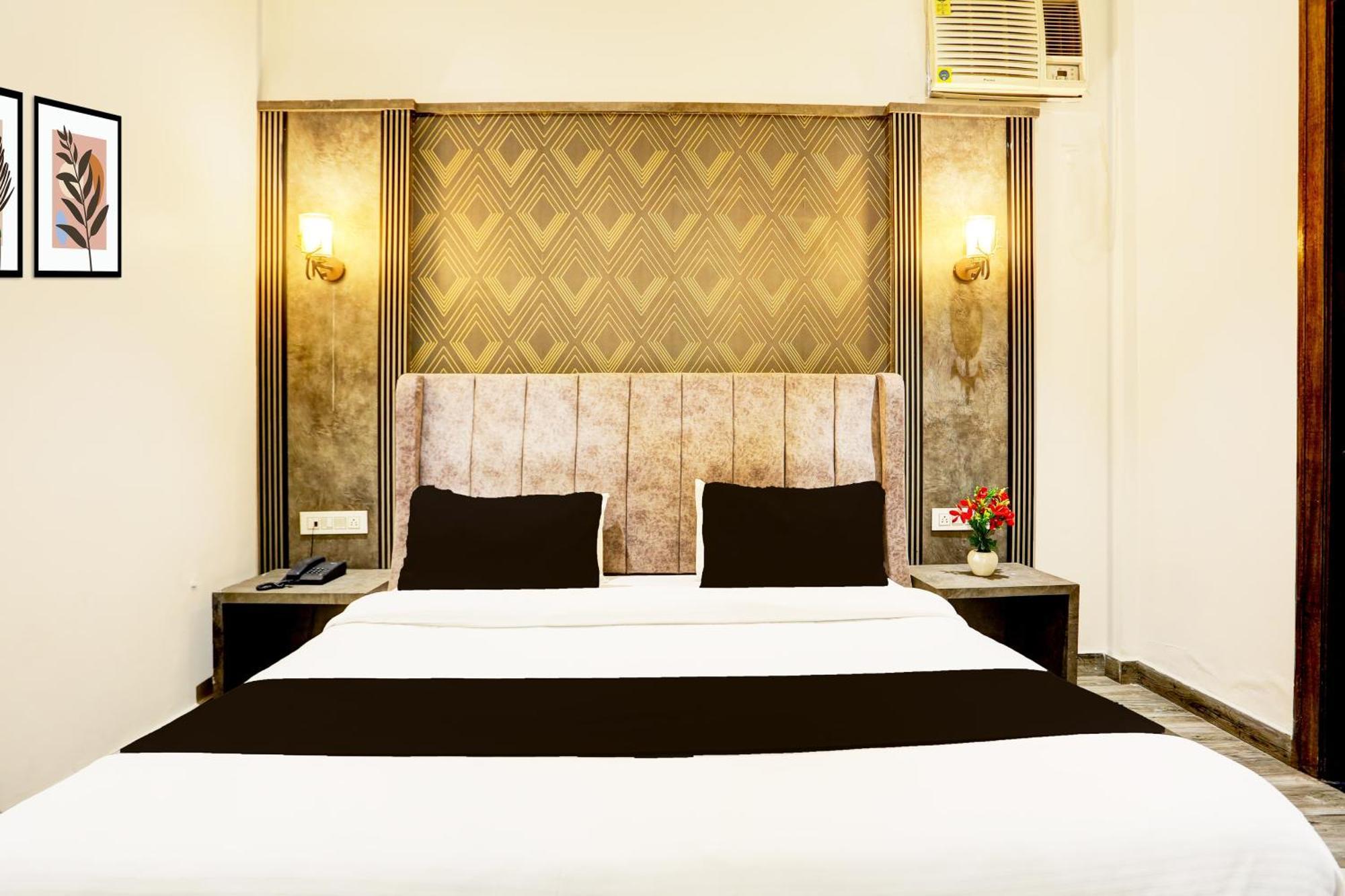 Hotel Super Collection O Amritsar Near Bus Stand Esterno foto
